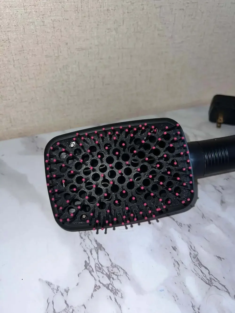 REVLON One-Step Hair Dryer and Styler Model RVDR5212
